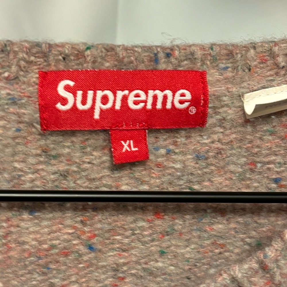 Supreme Speckle Small Box Logo Crewneck Sweater Wool Multicolor Size XL FW22 - Picture 6 of 8